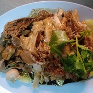ข้าวมันไก่เบตง