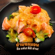 Otoku Sushi Buffet-Salmon Delivery ยอดพิมาน ริเวอร์ วอร์ก