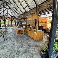 ครัวอร่อยเว่อร์ ก๋วยเตี๋ยวเรือ หมู เนื้อ หมูสะเต๊ะ ลูกชิ้นปิ้ง เนื้อย่างจิ้มแจ่ว ยำ ส้มตำ หมูมะนาว เ Ptt park mall