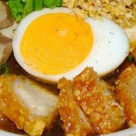 ก๋วยจั๊บ.. กะเพาะปลา.. เจ๊กิ๊กรสแซ่บ ร่มรื่นกรีนพาร์ค ซ.คุณพระ