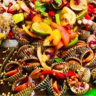 ยำสะเด็ด ยำขนมจีน ส้มตำ เเซ่บเด้อ