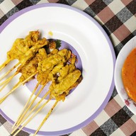 เมนูของร้าน หมูสะเต๊ะแม่เฉลียว  (Moo satay mae cha liew)