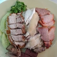 ข้าวมันไก่เบตง