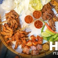 หมูปลาร้าฮีโร่ แยกคอกวัว (สาขาถนนข้าวสาร) ถนนข้าวสาร