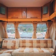 Comte’ de DuVieu ฆอมเท’ เดอ ดูวิว