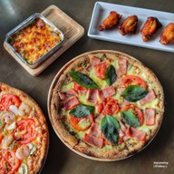 PUKA Pizza ริมสวน