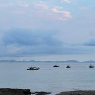 ซาอุ​ Seafood เกาะล้าน