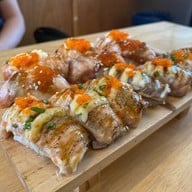 ข้าวปั้น ซูชิเฮ้าส์ (หน้าศาล) ข้าวปั้น ซูชิเฮ้าส์ (หน้าศาล)