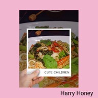Harry Honey งามวงศ์วาน