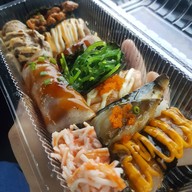 ฮิปสเตอร์สเต๊ก ศูนย์อาหารอิ่มพุง ตลาดเจ้าพระยา -