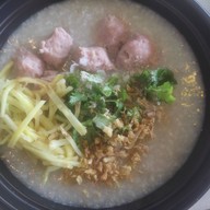 หมูกรอบแซ่บ ครูซ่าส์ ถนนเณรแก้ว (รับของไผ่ขวาง)