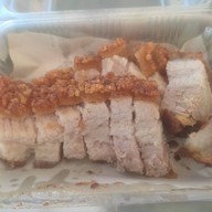หมูกรอบแซ่บ ครูซ่าส์ ถนนเณรแก้ว (รับของไผ่ขวาง)