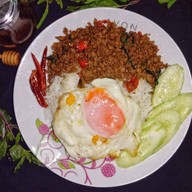Harry Honey งามวงศ์วาน