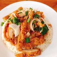 ข้าวมันไก่ แม่มณี