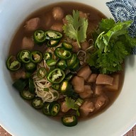 เมนูของร้าน แซ่พุ้น ข้าวหน้าไก่หล็อกหงาทิ้น ศาลเจ้าพ่อเสือ