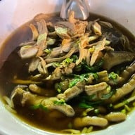 ก๋วยเตี๋ยวขาไก่ฮวก เจพี