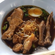 เมนูของร้าน ก๋วยเตี๋ยวไก่มะระ รักษ์ สุริยา ข้าวตามสั่ง