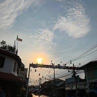 บรรยากาศ ถนนคนเดินไทหล่ม (อ.หล่มสัก จ.เพชรบูรณ์)