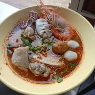 ริมบึงหมูกระทะ-สวนอาหารริมบึง แพรกษา