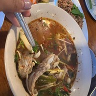 ร้านลาบยโส หน้าปั้ม ปตท