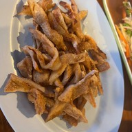 ร้านลาบยโส หน้าปั้ม ปตท