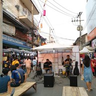 บรรยากาศ ถนนคนเดินไทหล่ม (อ.หล่มสัก จ.เพชรบูรณ์)