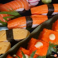 เมนูของร้าน Nigiwai Sushi Cha-am ชะอำ