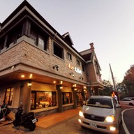 หน้าร้าน Spring Ground Hotpot