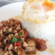 Pad Basil Fried Mussels Pad Thai Pa Rang Ayutthaya