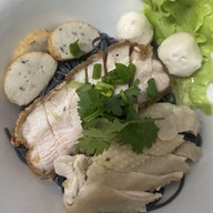 ข้าวมันไก่เบตง
