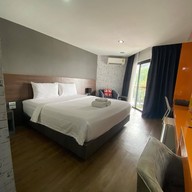 The Loft Seaside Sriracha Hotel