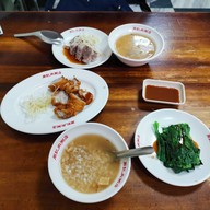 เมนูของร้าน Zhouji Meat Porridge