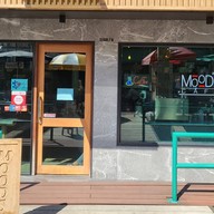 Moods Cafe ถนนอิสรภาพ