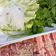 ร้านเจ้าอ้น หมูกระทะ จิ้มจุ่ม แจ่วฮ้อน