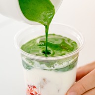 JAY J TEA MATCHA & CHOUX