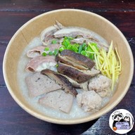หมีกินโจ๊ก นกกินข้าว STATION