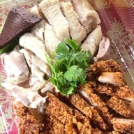 ร้านบ้านแม่ซ.8