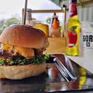 เมนูของร้าน GORILLA BURGER พัฒนาการ