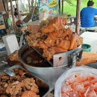 ร้านเจ๊แมวข้าวขาหมูหลังบิ๊กซีนวนคร