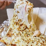 กะบับไก่ชีสพัทยาในตำนาน สาขาลพบุรี (เจ้าแรกในลพบุรี)