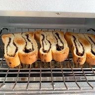 เมนูของร้าน Crumbs (ครัมส์) PUNN Tower