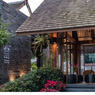 มิรา คูซีน ฮาลาล -