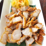 ครัววิวน้ำ 90