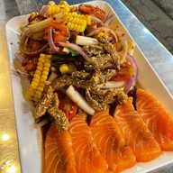 ส้มตำเปิดท้ายเจ๊เดือน นครปฐม