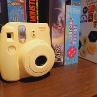 หมีริมคลอง