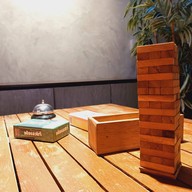 หมีริมคลอง