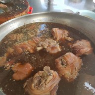 ข้าวขาหมูนครปฐม รามอินทรา