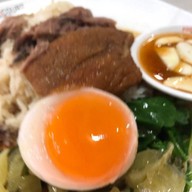 ข้าวขาหมู เซนต์หลุยส์ ซีคอนบางแค