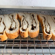 เมนูของร้าน Crumbs (ครัมส์) PUNN Tower