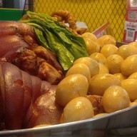 เจ๊เปิ้ลอาหารตามสั่ง+ข้าวขาหมูลำลูกกา